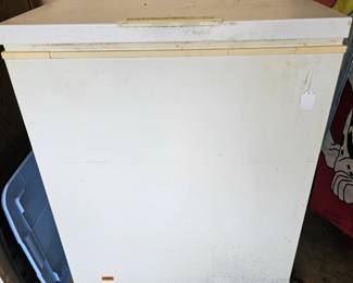 Frigidaire chest freezer
