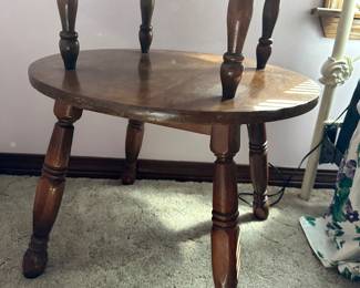 #56 - $80 - Round Side Table 25" X 29H