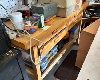 #59 - $128 - Wood pine work bench