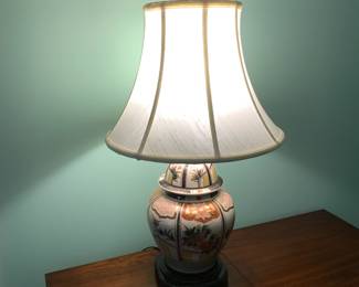 #43 Ginger Jar Lamp - 28" Tall $30.00