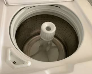 #97 Speed Queen Washing Machine - Model - AWN432SP1131 w/agitator $125.00
