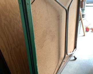 #200 Fold-up Ping Pong Table $25.00