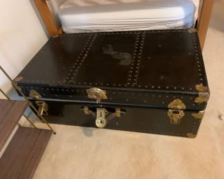 #158 Black Trunk w/Tray w/side handles - 36x20x13 $20.00