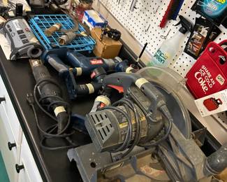 lots tools and and saws