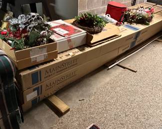 enough siding for a houe in boxes