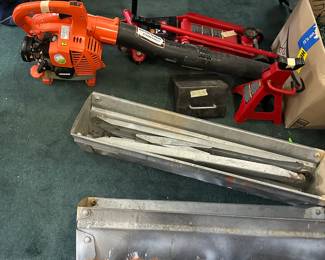 blower and saw horses