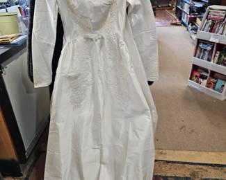 Vintage wedding dress