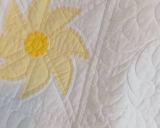 Beautiful quilt hand quilted pinwheel pattern