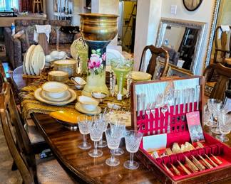 Pennsylvania House dining table and chairs