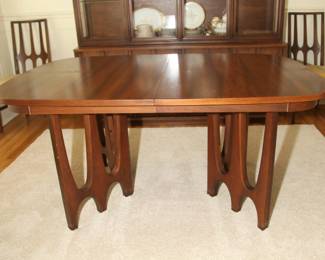 MATCHING MCM TABLE WITH 6 CHAIRS