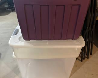 Rubbermaid bins