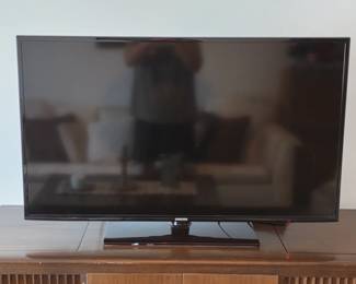 Samsung UN46H6201 46" 1080p 240 CMR LED Smart TV w/ Wi-Fi