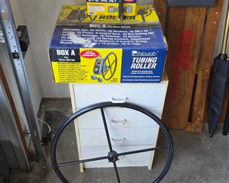 Tubing roller