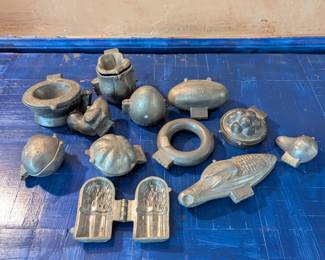 Lot #152 - Vintage Metal Candy Molds Lot