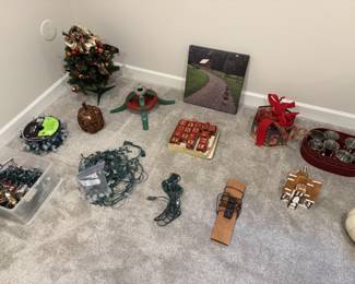 mostly $1 items, working light strings $2
