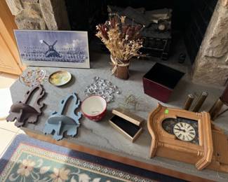 the clock works! $25