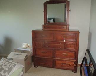 Chest with mirror