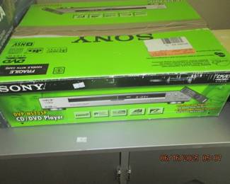 Sony CD/DVD player