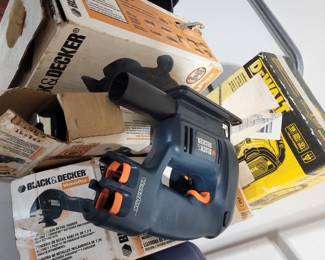 Oh, check it out, more tools, ok a bit of mix/mess, but just letting you see the goods.