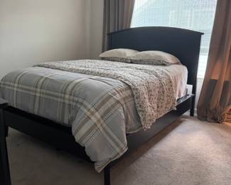 Pottery Barn queen bed with like new Serta I series mattress