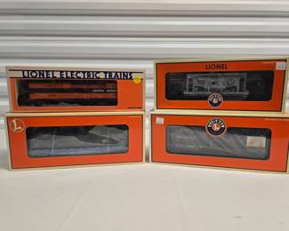 9 Lionel4CarFreightSetBNSFOreGNExpressPigPalaceGNFlat