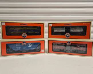 3 LionelFreightCarsLotGNCPSunocoDieCastwBoxes