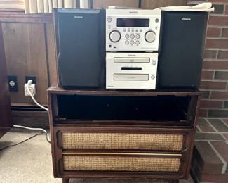 Matching side table with Magnavox