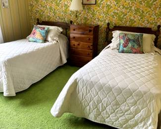 Twin beds Kids, Airbnb, Beach House