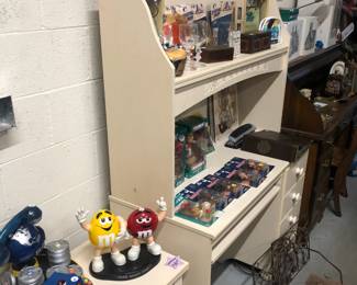 hutch/nightstand