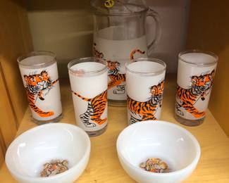 collectible glass set