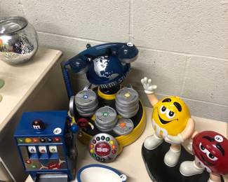 M&M