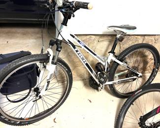 Trek 820 Bike