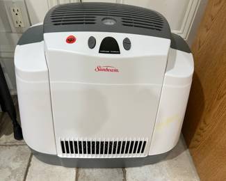 109. Sunbeam Humidifier