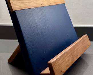 Book/iPad Easel