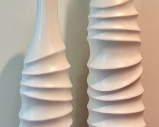 Tozai Vases