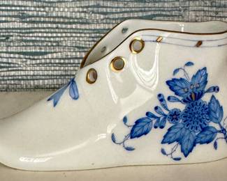 Herend Chinese Bouquet Baby Shoe