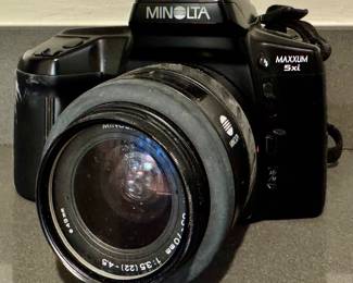 Minolta Maxxum 5xi Camera