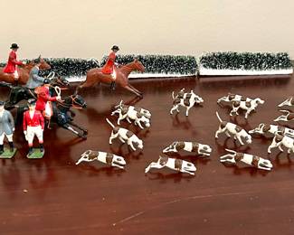Vintage W. Britain lead fox hunting set