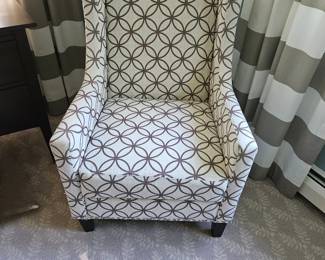 Accent Chair 