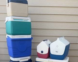 Miscellaneous Coleman And Igloo Coolers