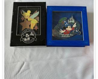 Disney pins