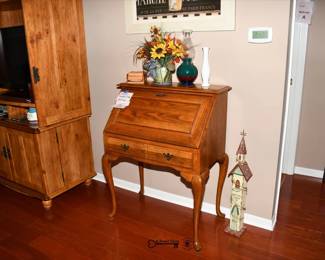 066Family Room