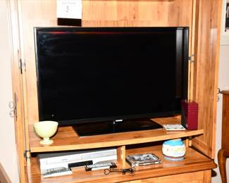 081Family Room