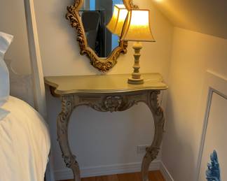 Side table, lamp & ornate mirror