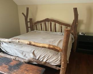 Log style frame & temper-pedic mattress