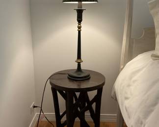 Log-style side table & lamp