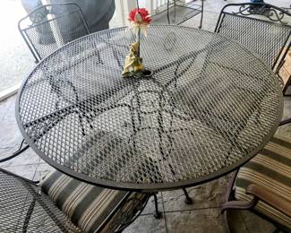 Woodard Patio Table and Chairs