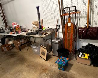 Various household items