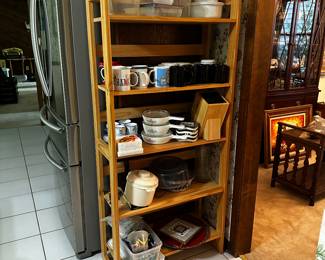 Various kitchen items