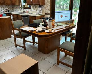 Solid Oak Kitchen table and 6 chairs